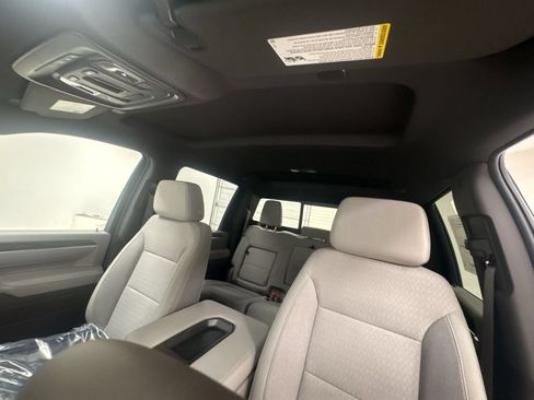 New 2026 GMC Sierra 2500 SLE w/ SLE Value Package; AWD/4WD image 19
