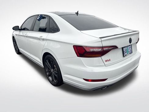 Used 2019 Volkswagen Jetta GLI image 5