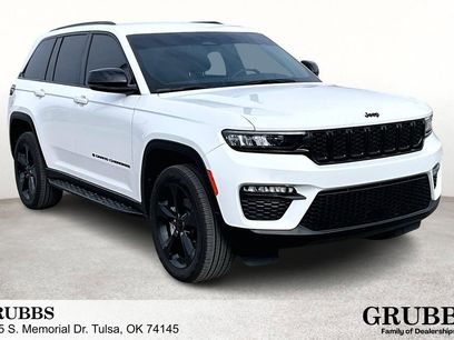 Used 2024 Jeep Grand Cherokee Limited w/ Black Appearance Package