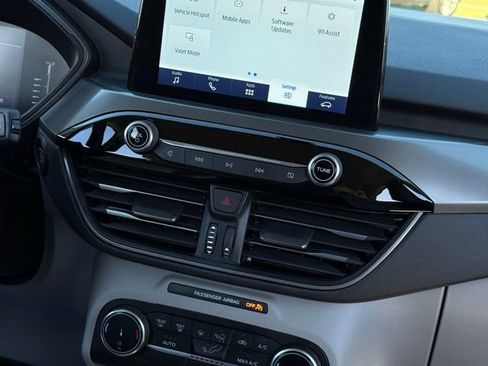 Certified 2023 Ford Escape Active image 27
