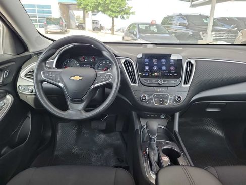Used 2024 Chevrolet Malibu LT FWD image 14