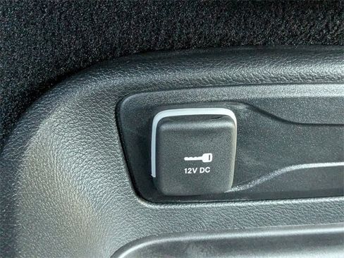 New 2026 Chrysler Voyager LX image 21