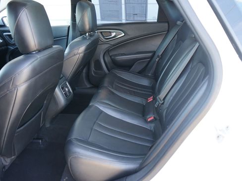 Used 2015 Chrysler 200 C w/ Navigation & Sound Group I image 33