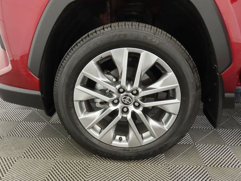 Used 2025 Toyota RAV4 Limited image 28