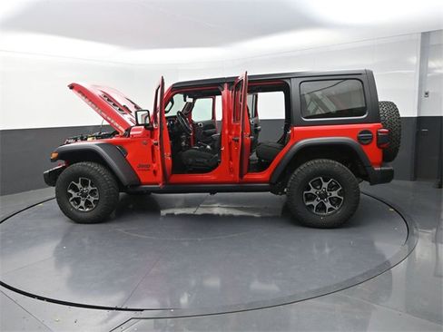 Used 2018 Jeep Wrangler Unlimited Rubicon w/ Dual Top Group image 38