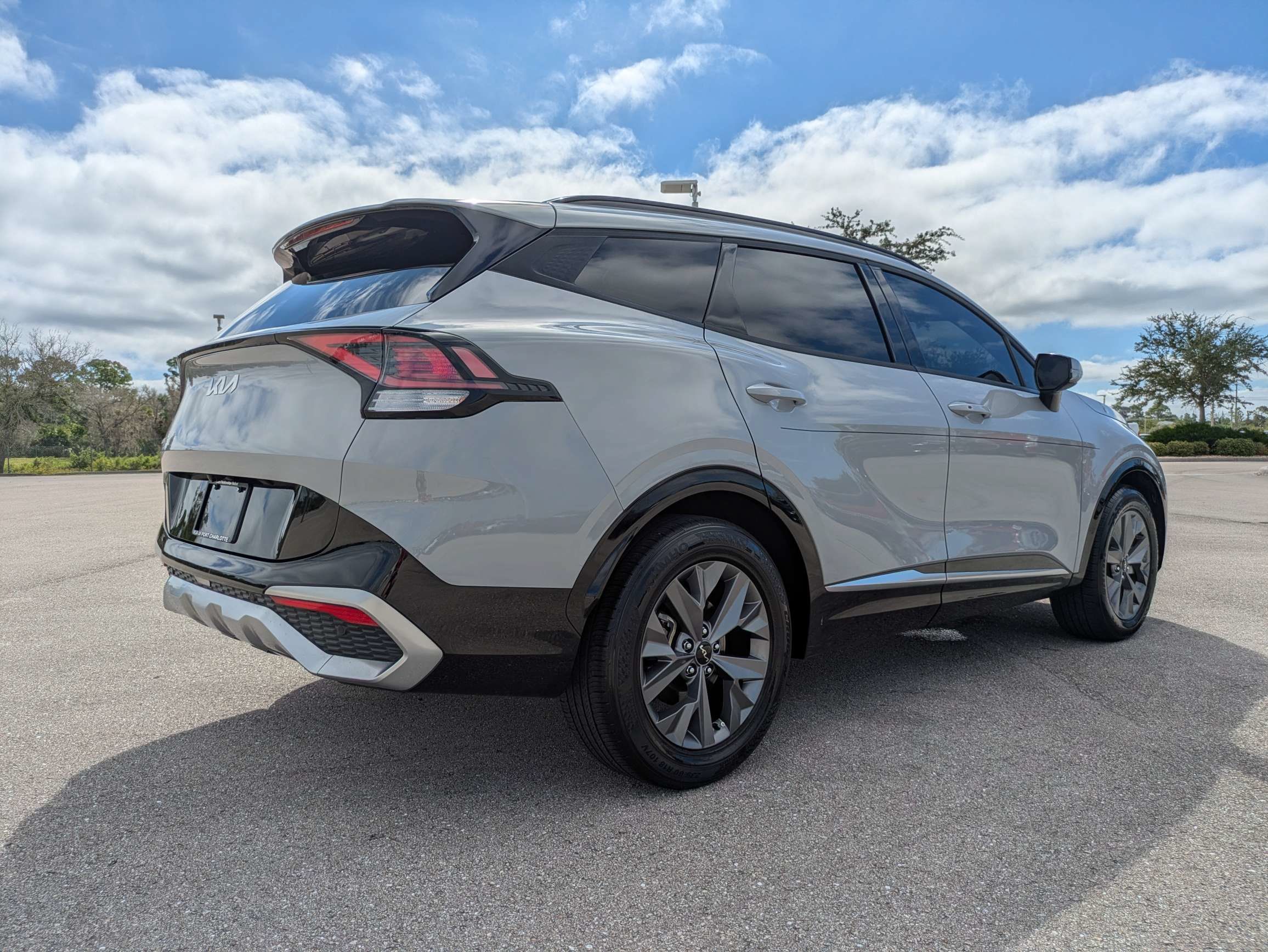 Used 2023 Kia Sportage SX FWD image 4