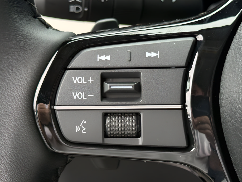 New 2026 Honda Pilot Touring image 22