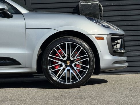 Used 2024 Porsche Macan GTS AWD/4WD image 11