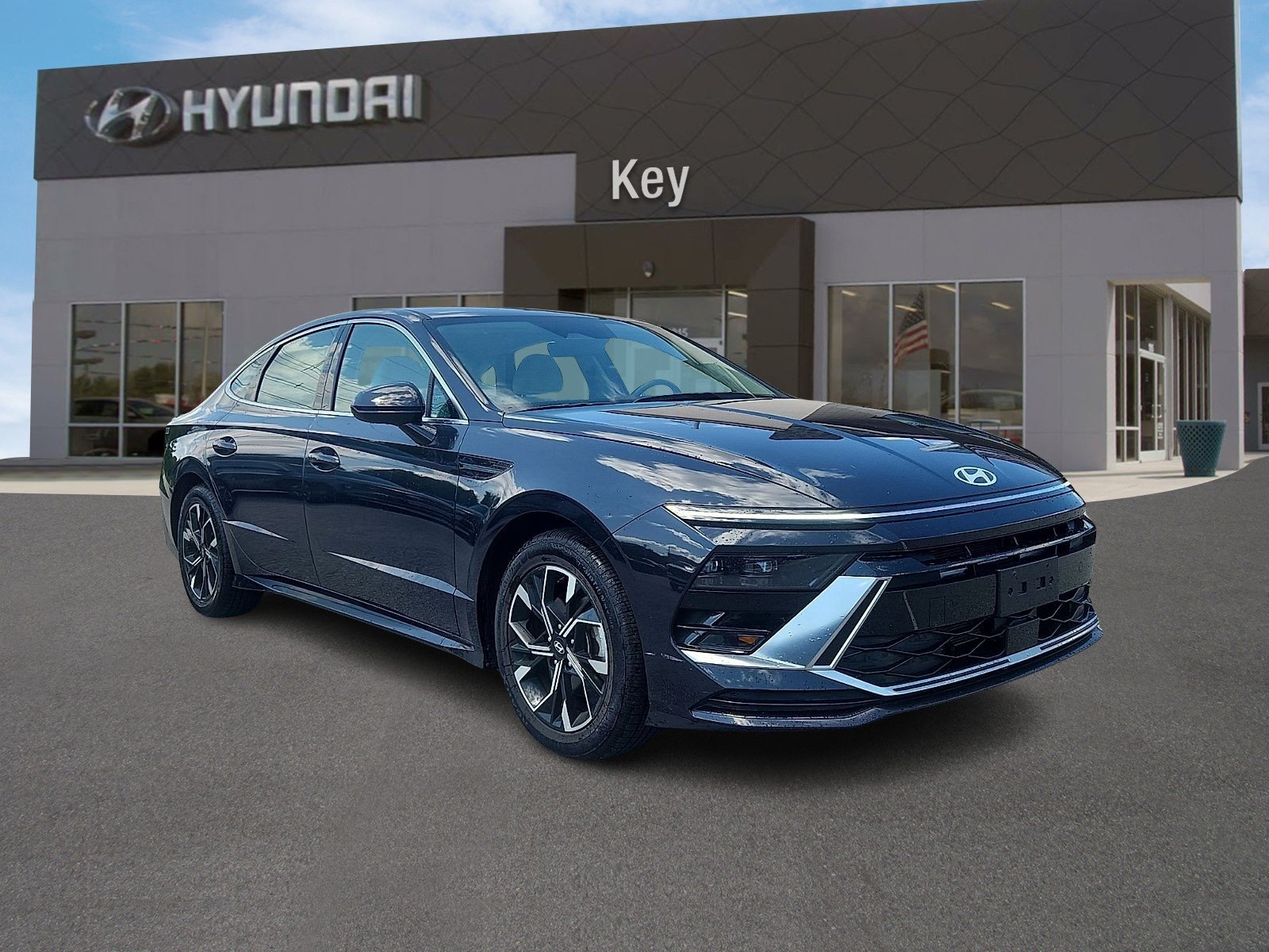 Used 2024 Hyundai Sonata SEL FWD image 1
