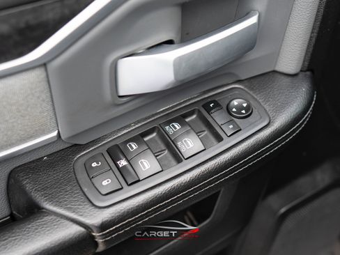 Used 2021 RAM 2500 Big Horn image 34