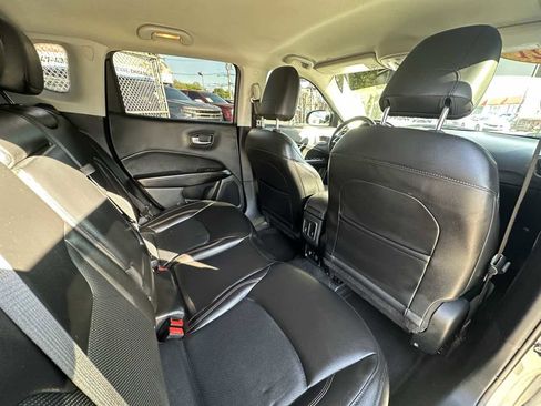 Used 2021 Jeep Compass Limited AWD/4WD image 31