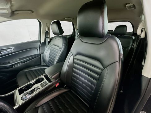 Used 2022 Ford Edge SEL image 19