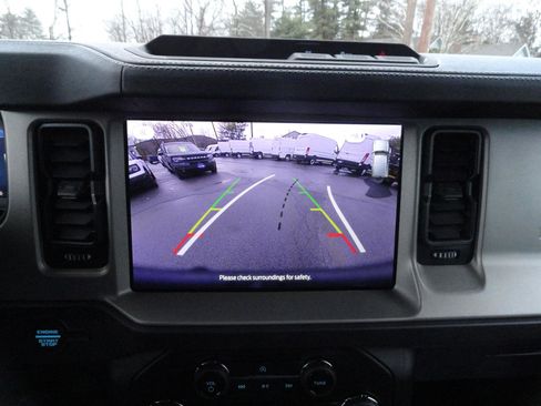 New 2025 Ford Bronco Outer Banks image 18