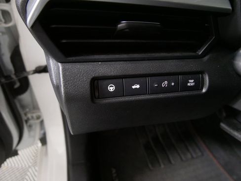 Used 2024 Nissan Altima 2.5 SR image 17