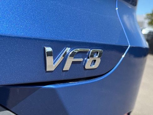 New 2025 VinFast VF 8 Eco image 11