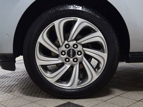 Used 2022 Lincoln Navigator Reserve image 27