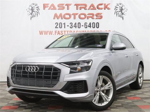 Used 2019 Audi Q8 Premium Plus w/ Premium Plus AWD/4WD image 1