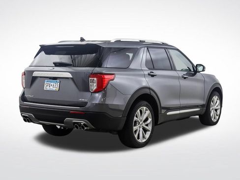 Used 2022 Ford Explorer Platinum w/ Equipment Group 601A AWD/4WD image 5