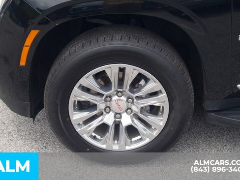 Used 2025 GMC Yukon XL Denali RWD image 14