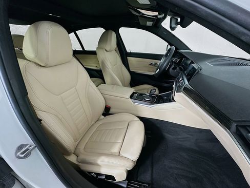 Used 2021 BMW 330i Sedan w/ Convenience Package image 29