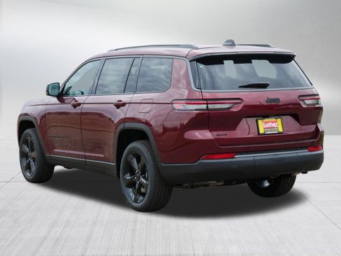 New 2026 Jeep Grand Cherokee L Limited image 3