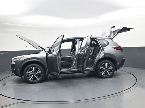 Used 2023 Nissan Rogue Platinum w/ Platinum Premium Package image 45