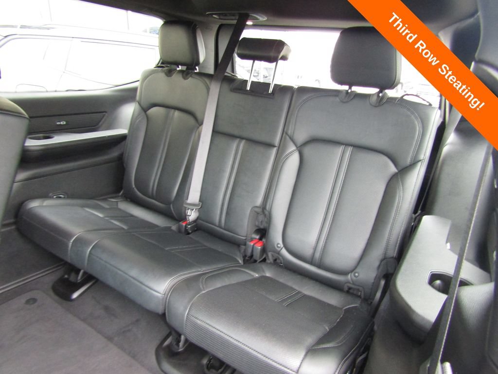 Used 2025 Jeep Wagoneer Series II AWD/4WD image 22
