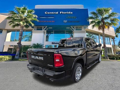 Used 2025 RAM 1500 Big Horn AWD/4WD image 4