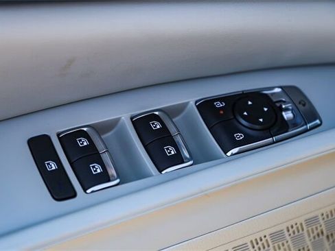 New 2026 Kia Carnival EX image 20