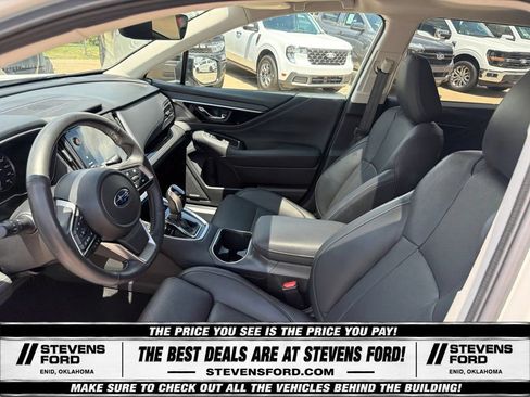 Used 2025 Subaru Outback Limited AWD/4WD image 16