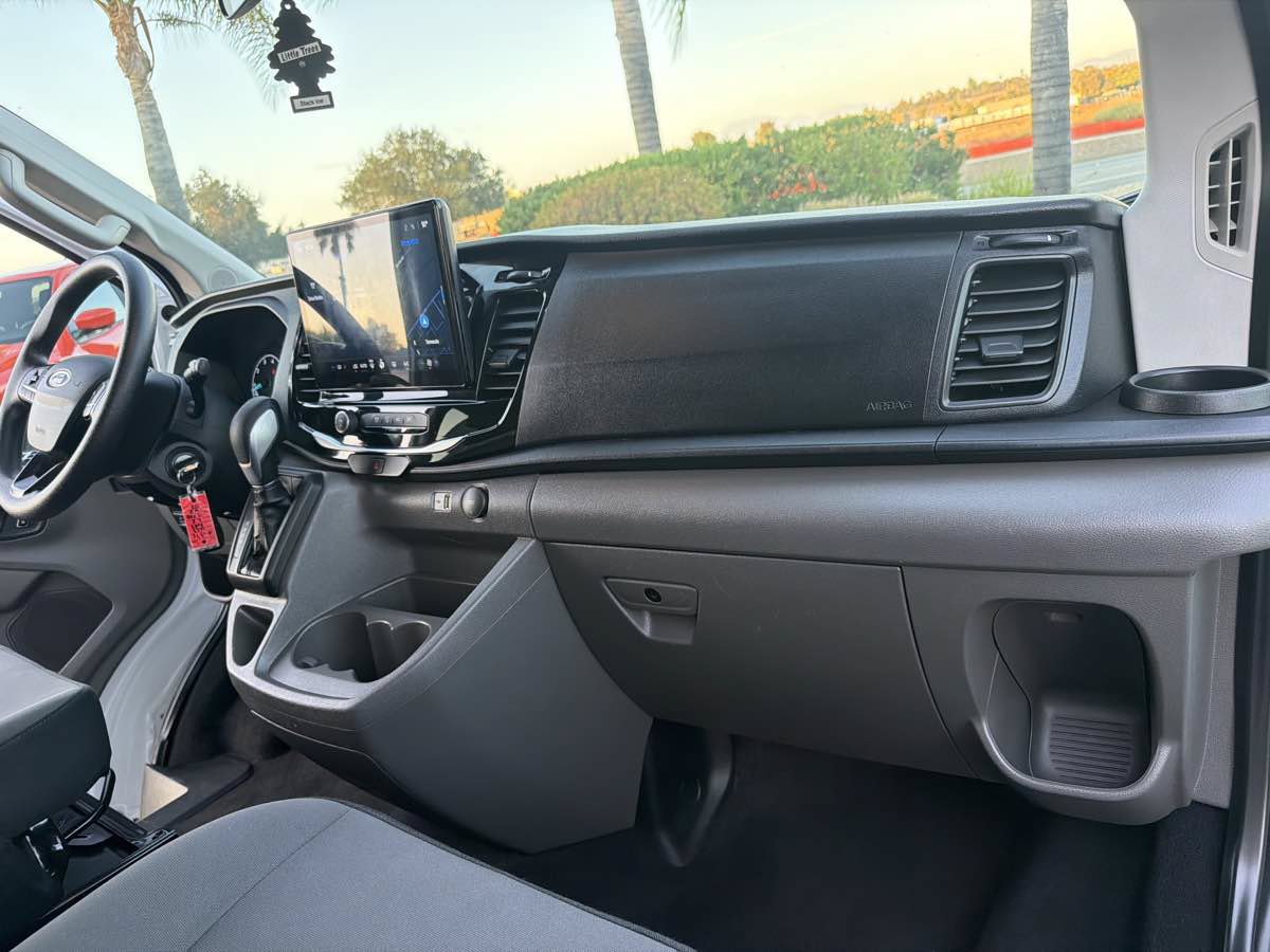 Used 2023 Ford Transit 350 XLT RWD image 28