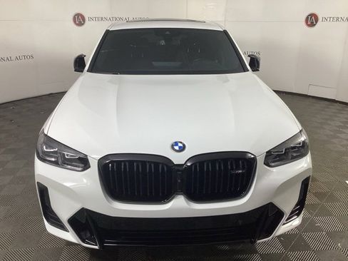 Used 2024 BMW X4 M40i w/ Premium Package image 2