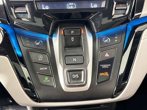 Used 2022 Honda Odyssey Touring image 19