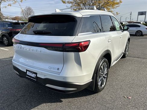New 2026 INFINITI QX60 Luxe w/ Cargo Package image 8