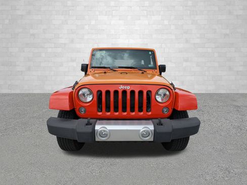 Used 2015 Jeep Wrangler Unlimited Sahara w/ Connectivity Group image 6