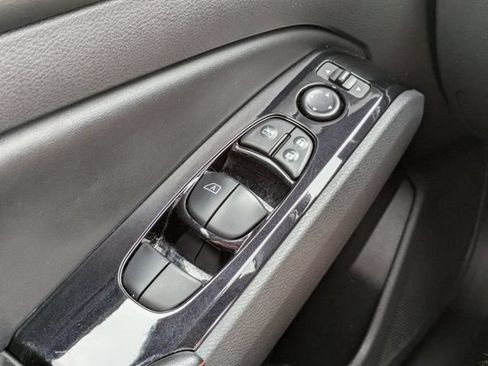 Used 2024 Nissan Altima 2.5 SR FWD image 23