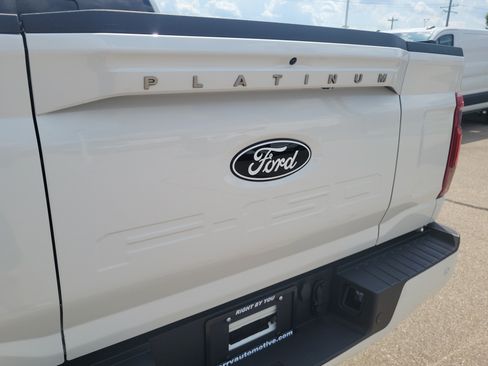 Used 2025 Ford F150 Platinum w/ FX4 Off-Road Package AWD/4WD image 6