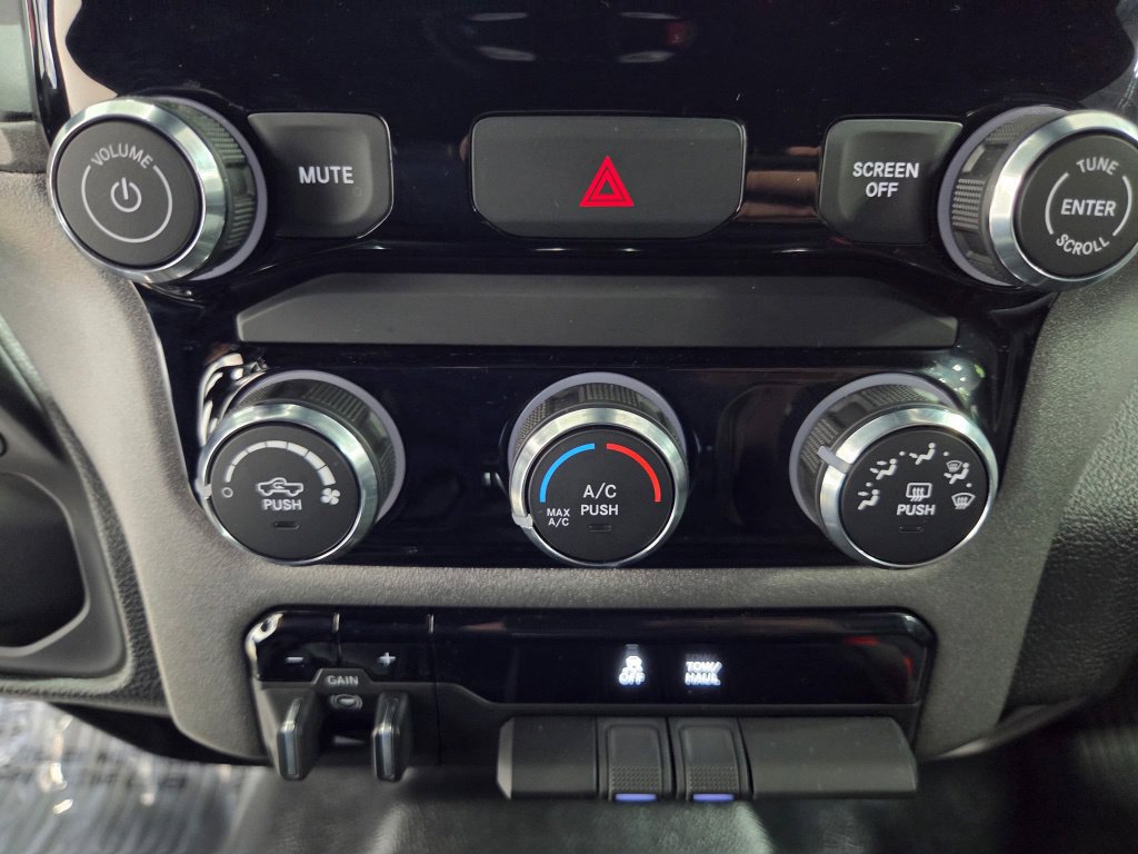 Used 2026 RAM 2500 Tradesman w/ Chrome Appearance Group AWD/4WD image 42