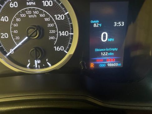 Used 2022 Toyota Corolla LE FWD image 21