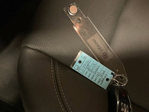 Used 2024 Buick Encore GX Sport Touring image 28