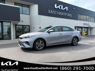 Used 2023 Kia Forte LXS FWD video 1