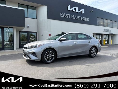 Used 2023 Kia Forte LXS FWD image 1