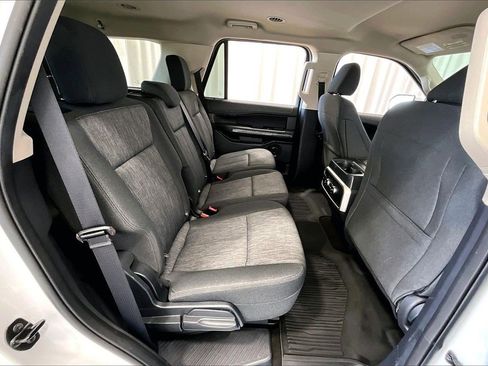 Certified 2023 Ford Expedition XLT image 20