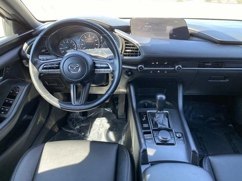 Used 2022 MAZDA MAZDA3 s FWD image 9