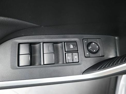 Used 2024 Toyota RAV4 LE image 10