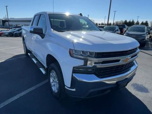 Used 2019 Chevrolet Silverado 1500 LT w/ Bed Protection Package image 4