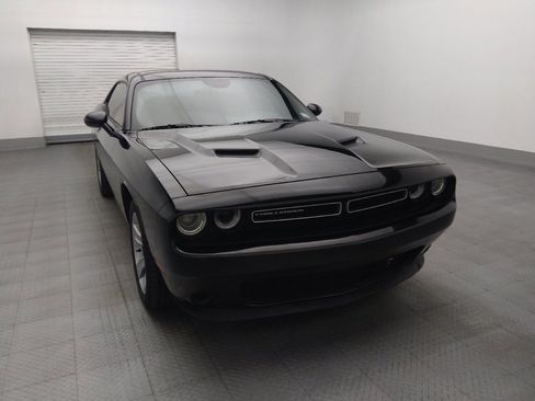 Used 2019 Dodge Challenger SXT RWD image 14