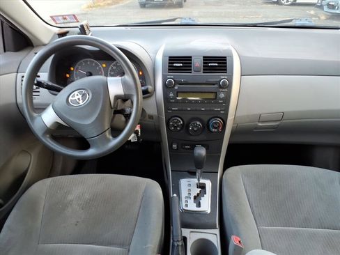 Used 2010 Toyota Corolla LE image 8
