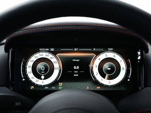 Used 2025 Aston Martin DB12 Coupe image 31
