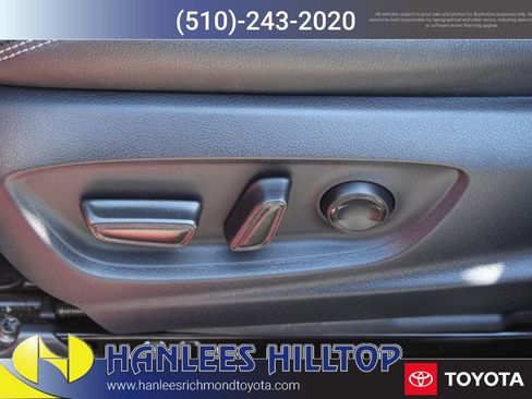 Used 2024 Toyota Corolla Cross XLE w/ Convenience Package FWD image 14